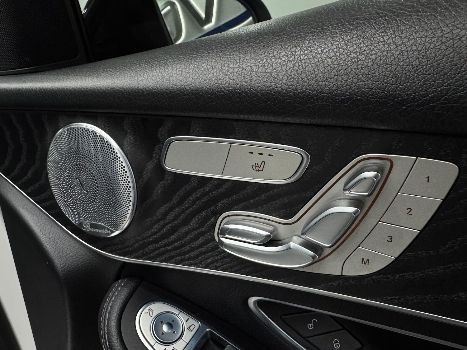 Used Mercedes-Benz GLC 2017 for sale - 77120775: Photo 28