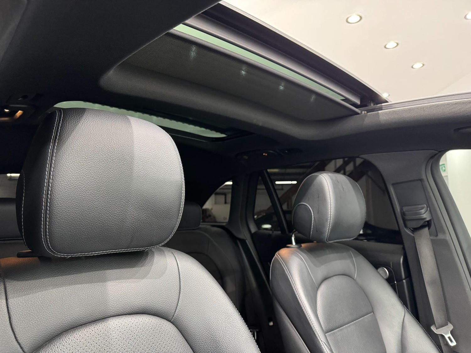 Used Mercedes-Benz GLC 2017 for sale - 77120775: Photo 29