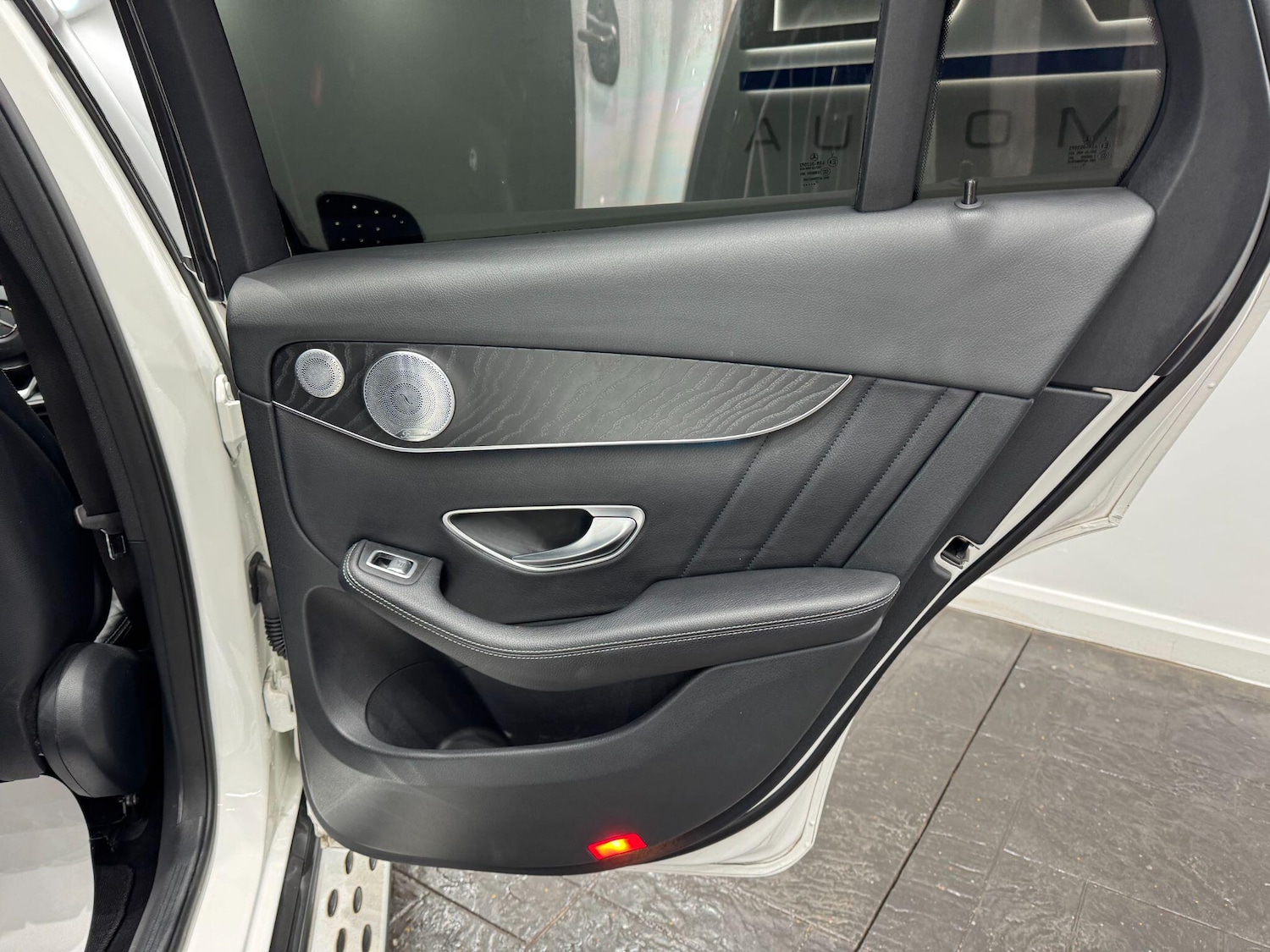 Used Mercedes-Benz GLC 2017 for sale - 77120775: Photo 57