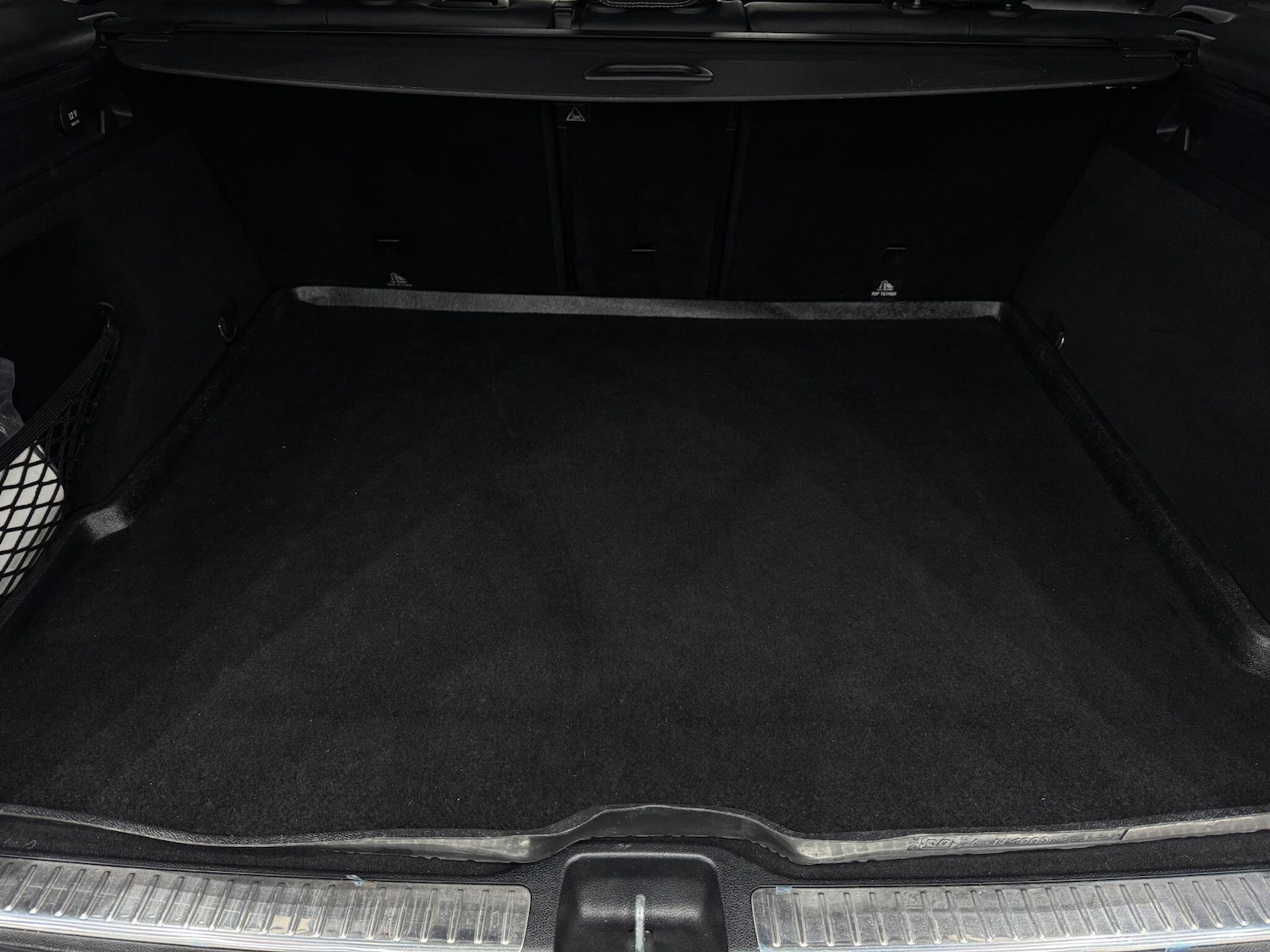 Used Mercedes-Benz GLC 2017 for sale - 77120775: Photo 64