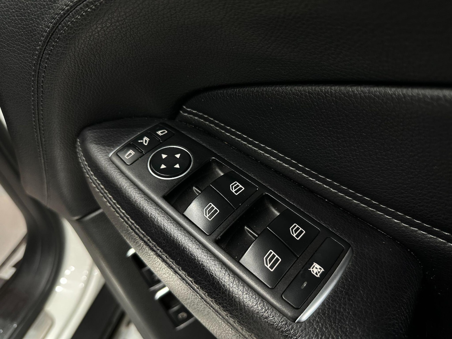 Used Mercedes-Benz GLS 2018 for sale - 76657491: Photo 25