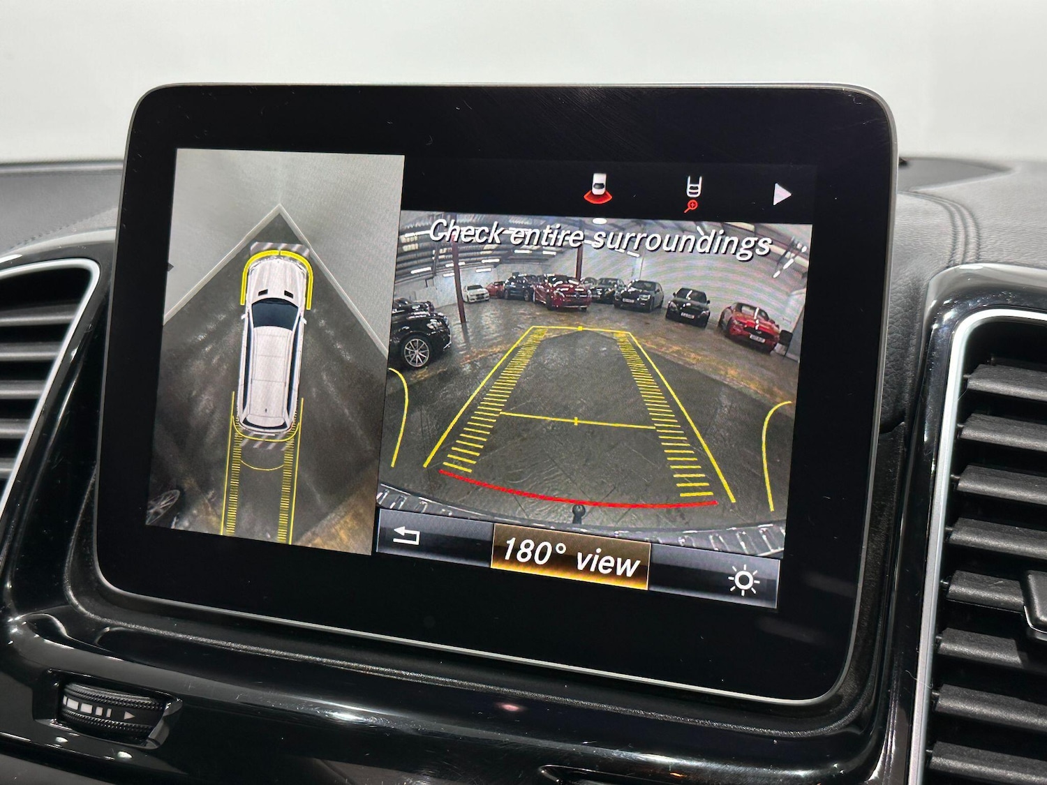 Used Mercedes-Benz GLS 2018 for sale - 76657491: Photo 37