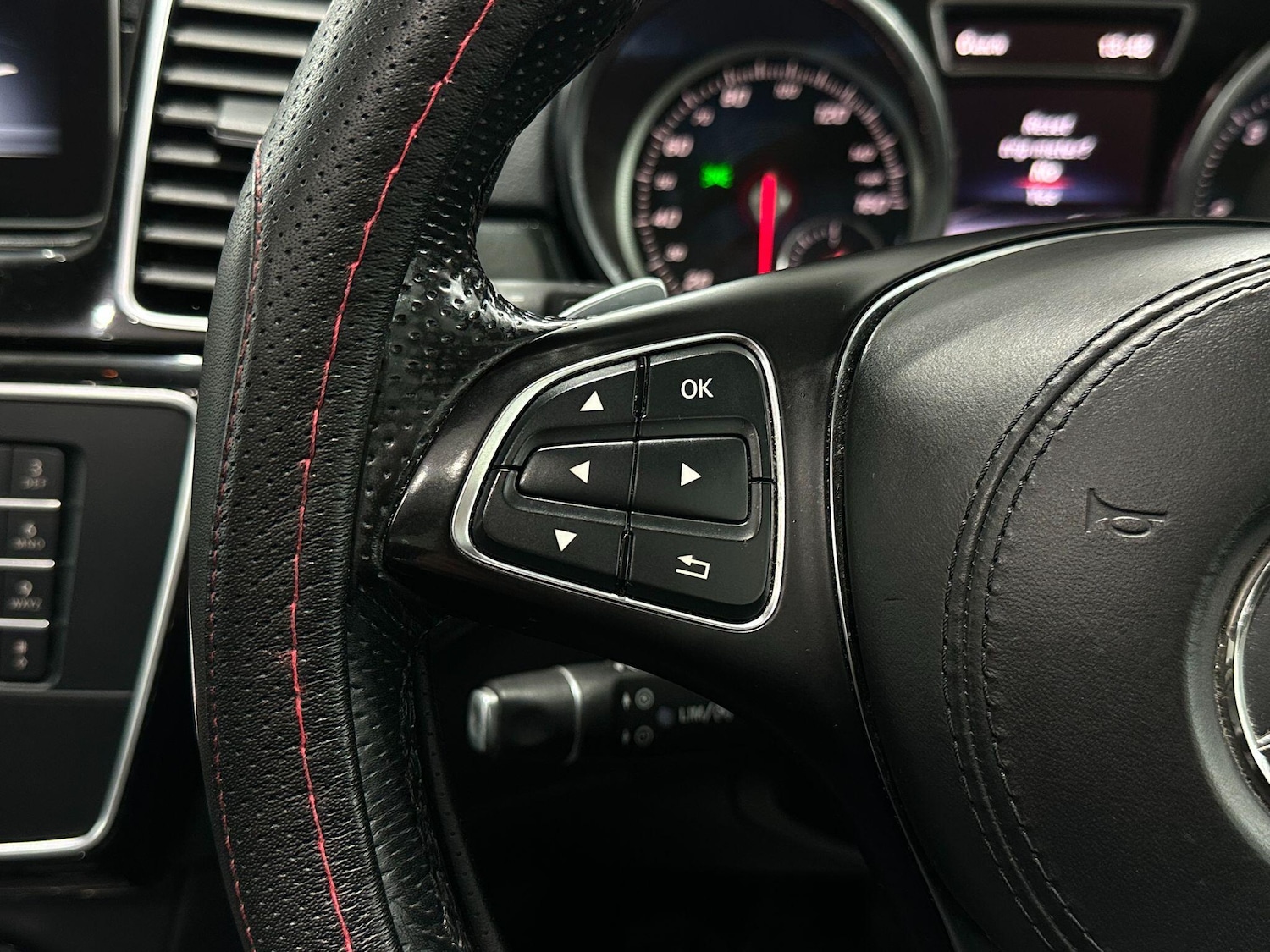 Used Mercedes-Benz GLS 2018 for sale - 76657491: Photo 43