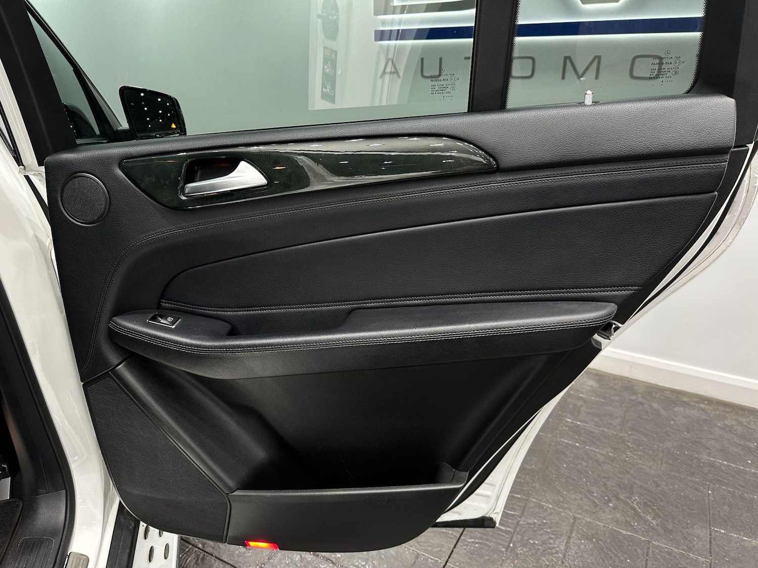 Used Mercedes-Benz GLS 2018 for sale - 76657491: Photo 59