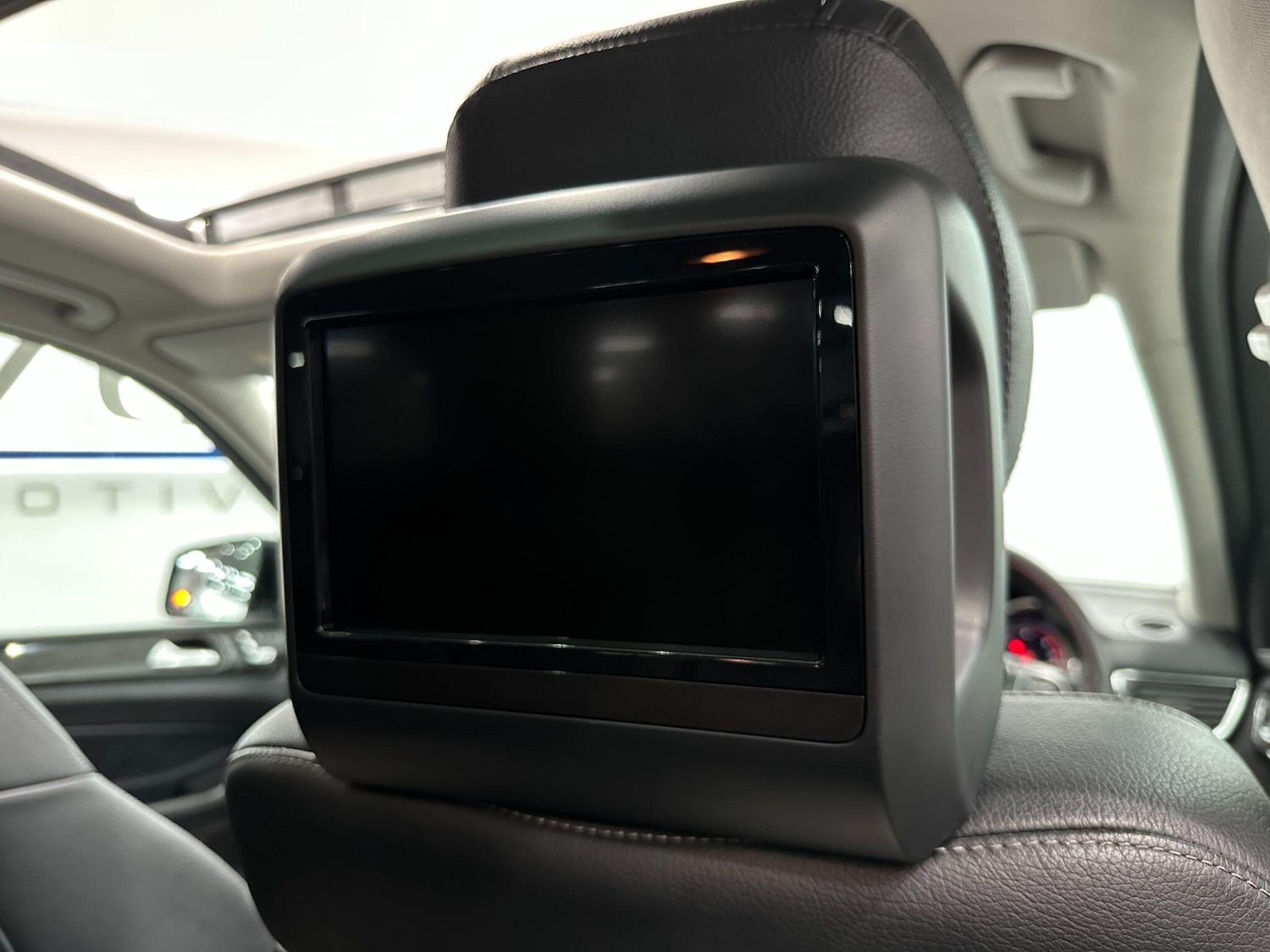 Used Mercedes-Benz GLS 2018 for sale - 76657491: Photo 61