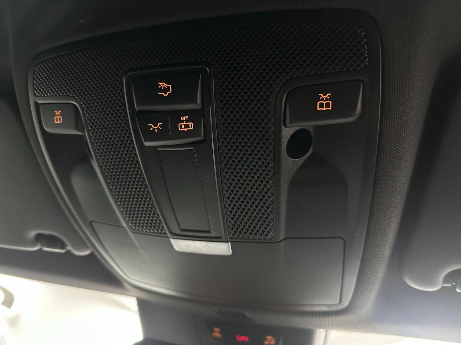 Used Mercedes-Benz GLA 2016 for sale - 76801959: Photo 28