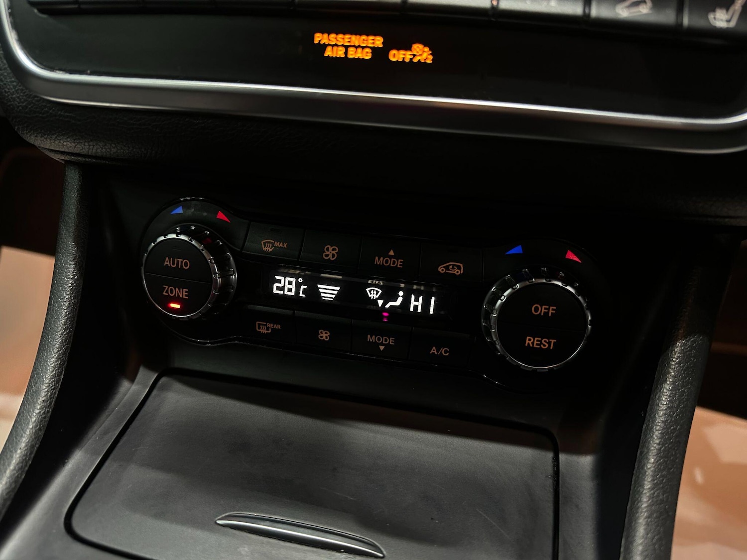 Used Mercedes-Benz GLA 2016 for sale - 76801959: Photo 39