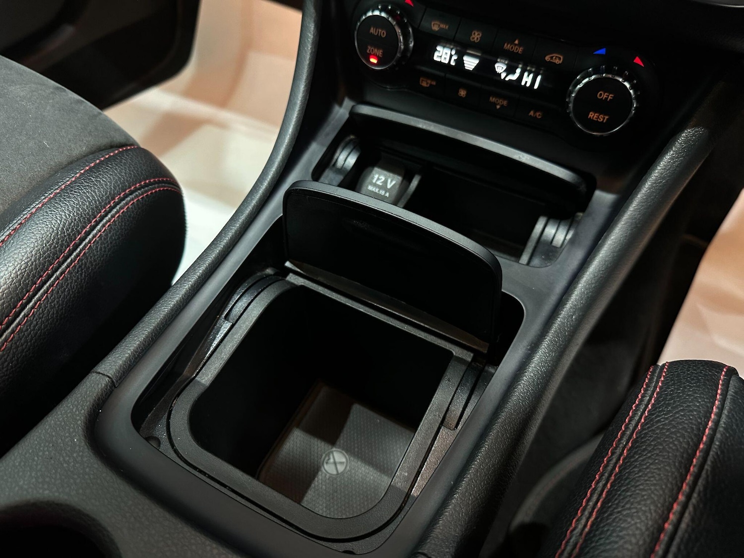 Used Mercedes-Benz GLA 2016 for sale - 76801959: Photo 41