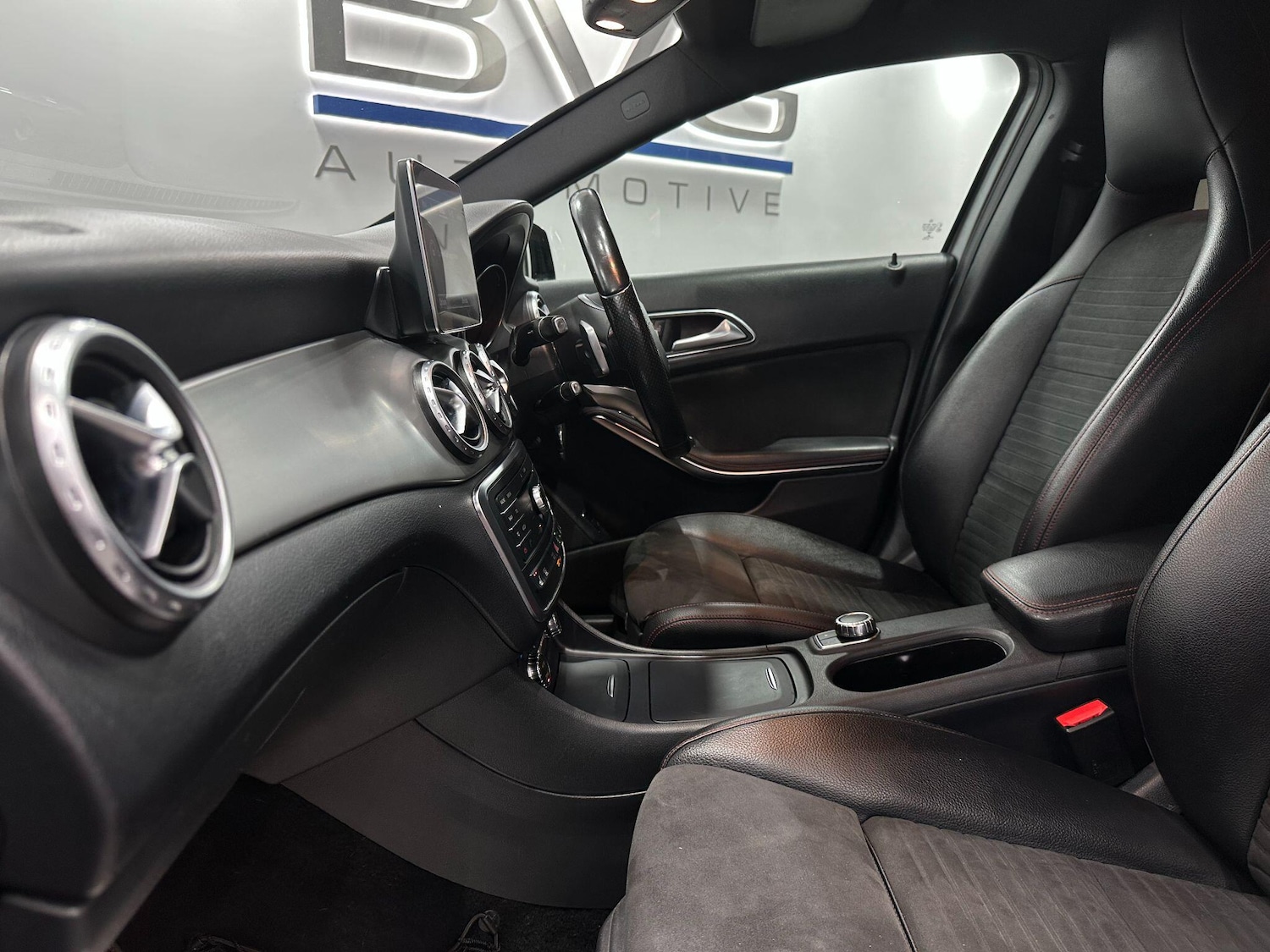 Used Mercedes-Benz GLA 2016 for sale - 76801959: Photo 55