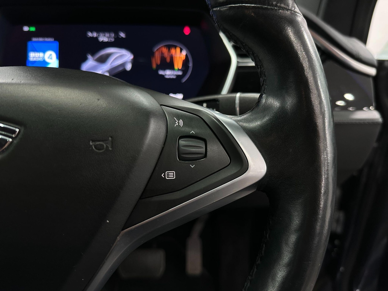 Used Tesla Model X 2018 for sale - 77067257: Photo 66