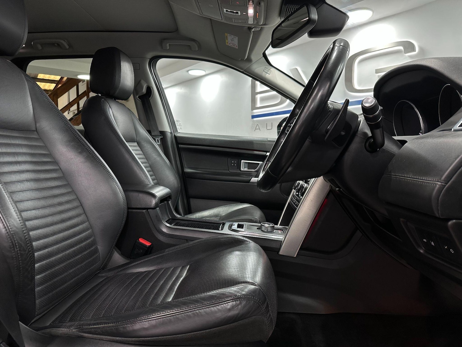 Used Land Rover Discovery Sport for sale - 76633912: Photo 28