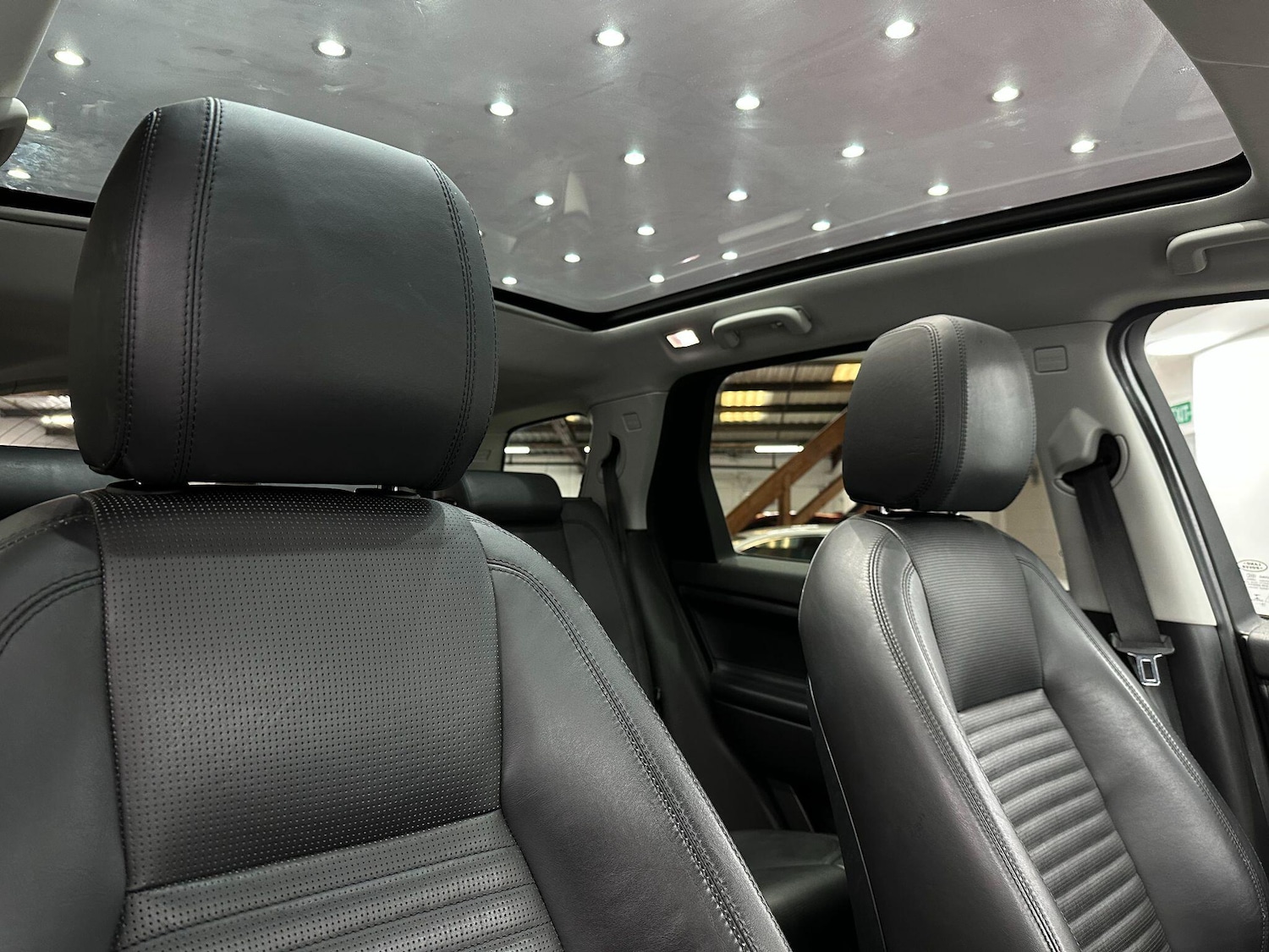 Used Land Rover Discovery Sport for sale - 76633912: Photo 29