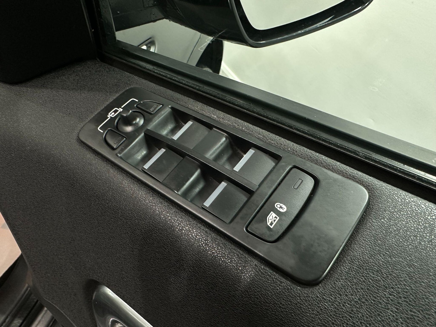 Used Land Rover Discovery Sport 2016 for sale - 76918677: Photo 28