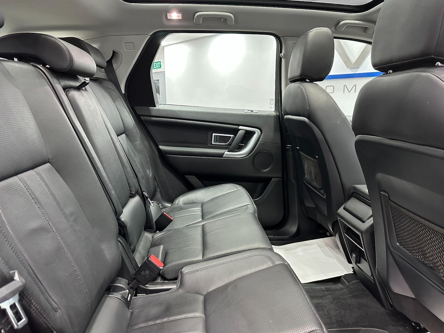 Used Land Rover Discovery Sport 2016 for sale - 76918677: Photo 59