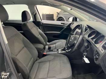 Used Volkswagen Golf 2016 for sale - 74653855: Photo