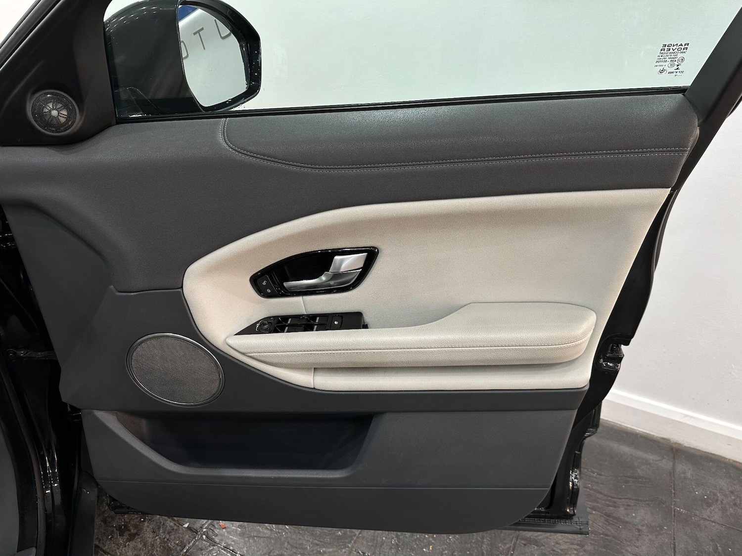 Used Land Rover Range Rover Evoque 2016 for sale - 77109794: Photo 27