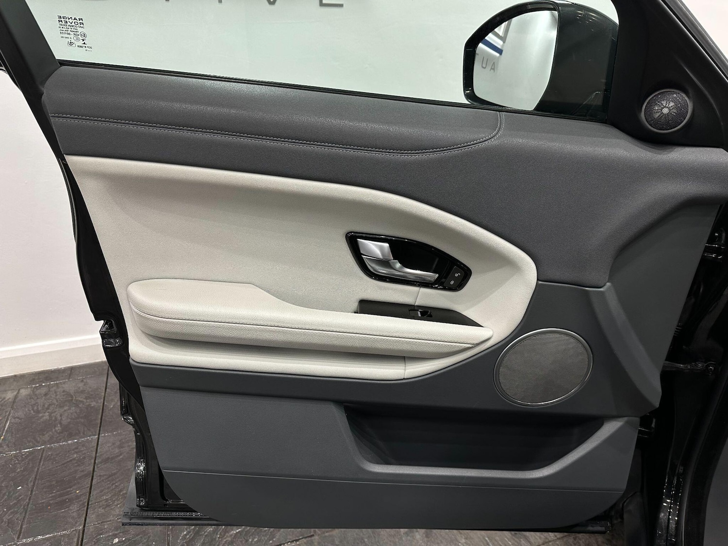 Used Land Rover Range Rover Evoque 2016 for sale - 77109794: Photo 50