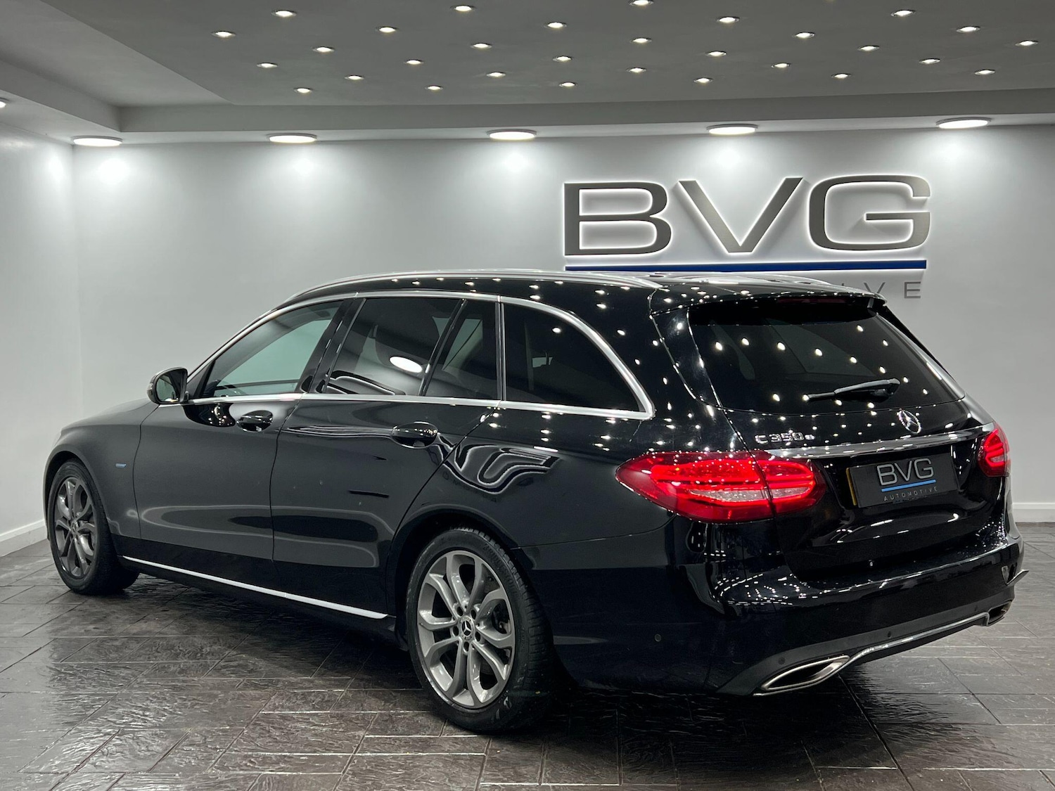 Used Mercedes-Benz C Class 2017 for sale - 76607740: Photo 10