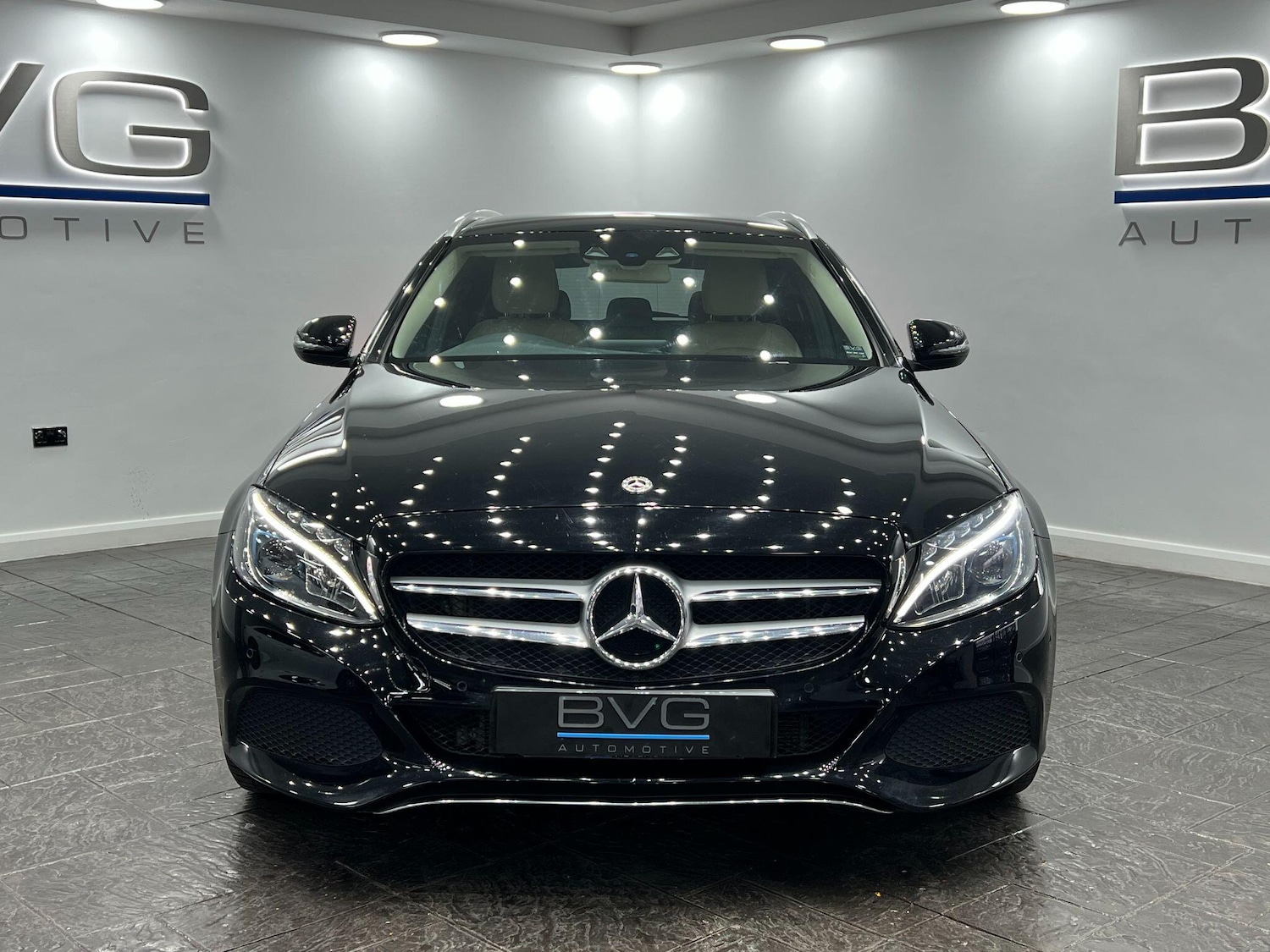 Used Mercedes-Benz C Class 2017 for sale - 76607740: Photo 5