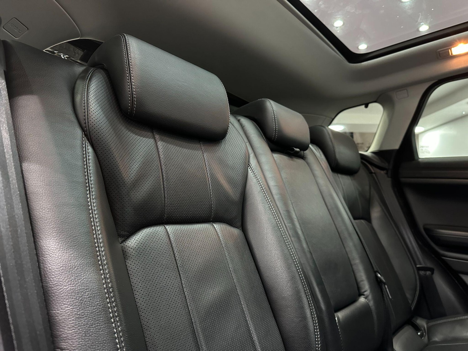 Used Land Rover Range Rover Evoque 2018 for sale - 76059533: Photo 56