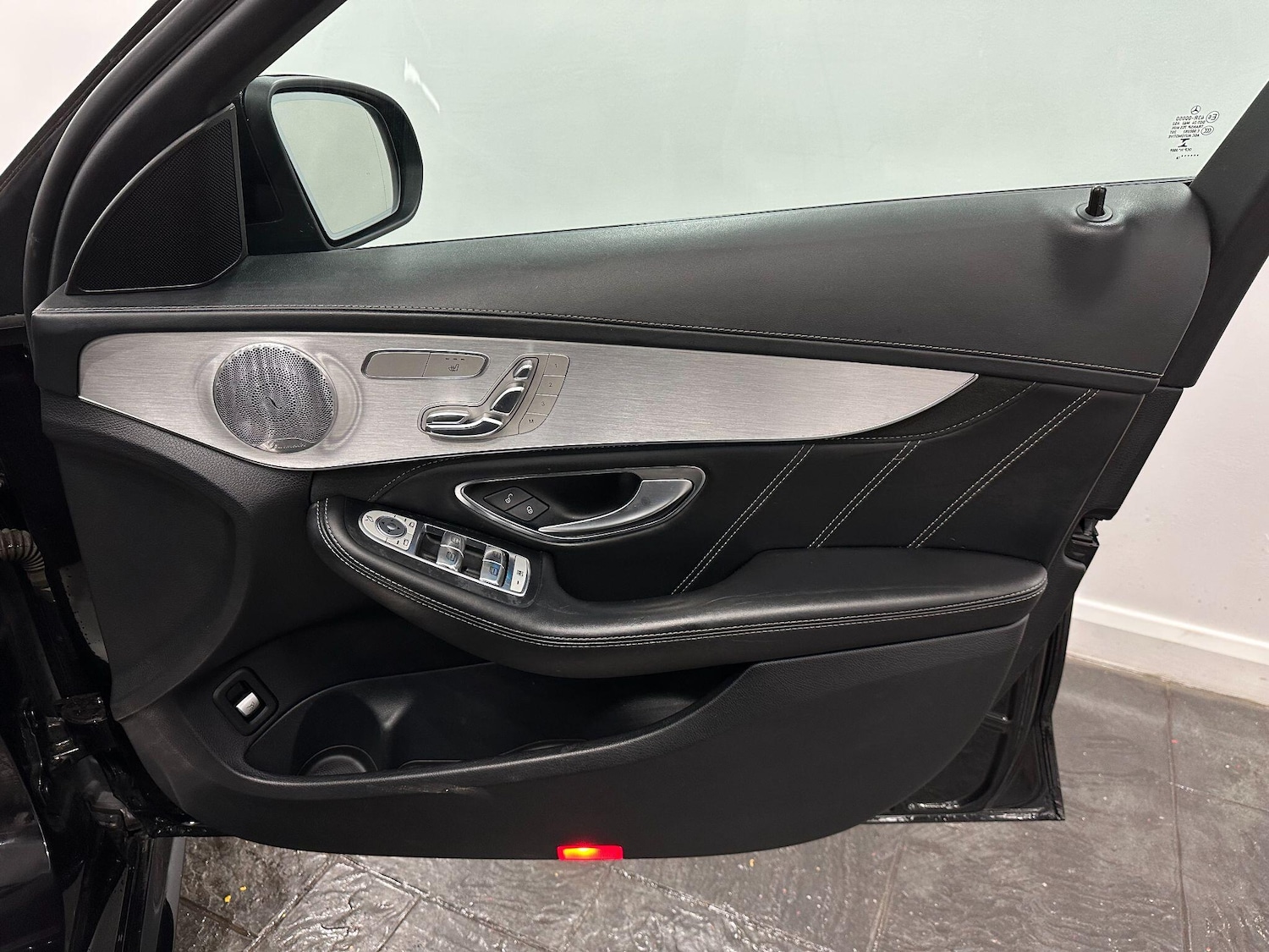 Used Mercedes-Benz C Class 2016 for sale - 76619718: Photo 30