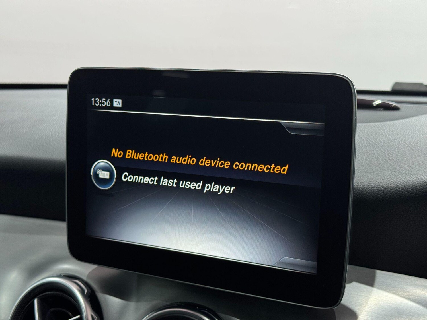 Used Mercedes-Benz GLA 2017 for sale - 77523817: Photo 33