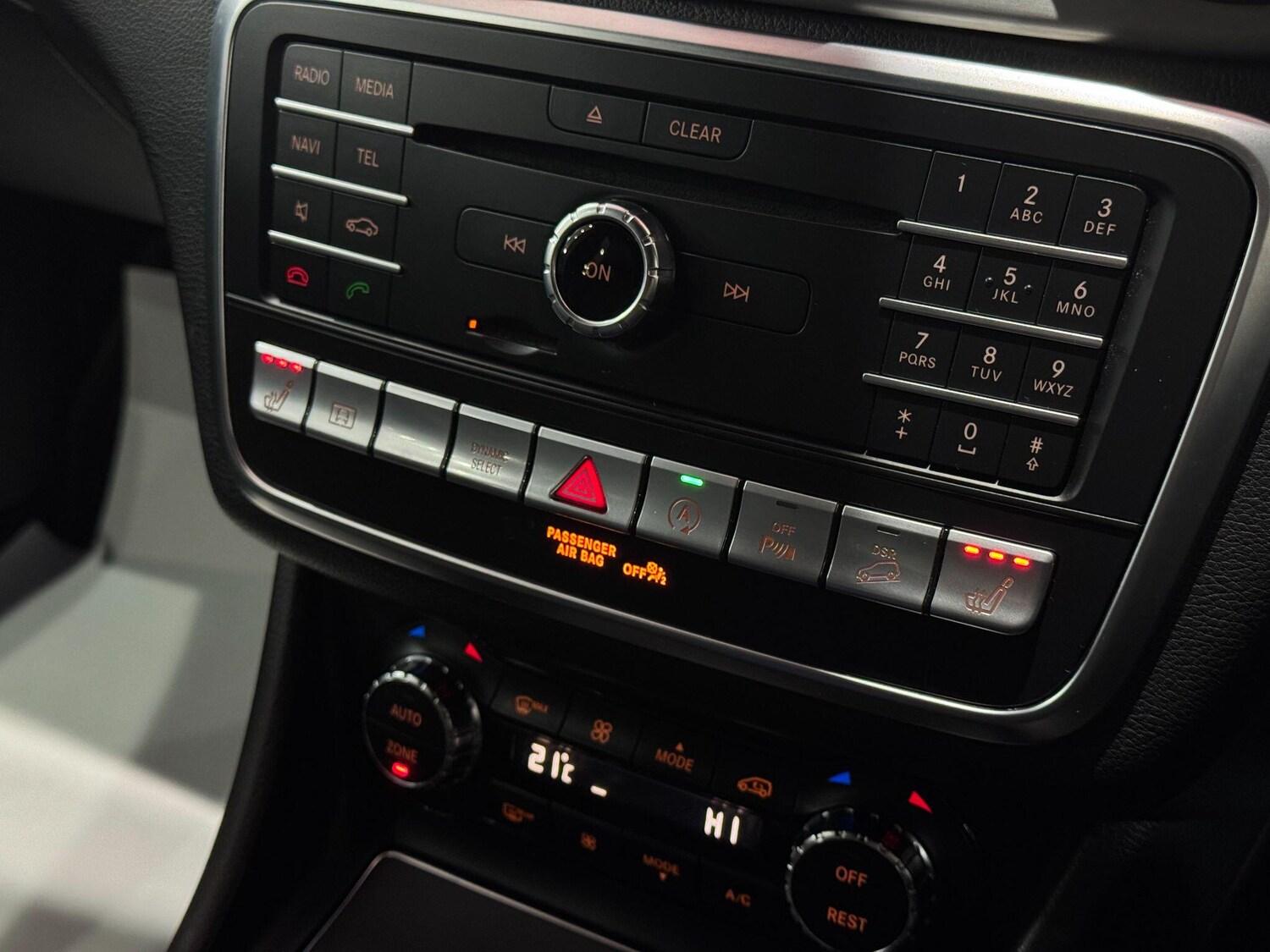 Used Mercedes-Benz GLA 2017 for sale - 77523817: Photo 37