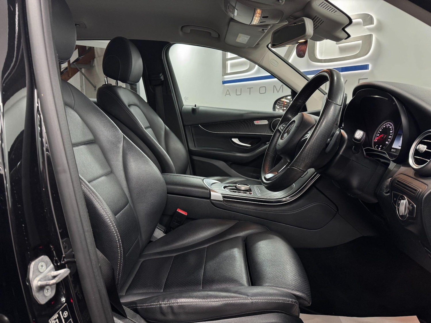 Used Mercedes-Benz GLC 2018 for sale - 78072424: Photo 24