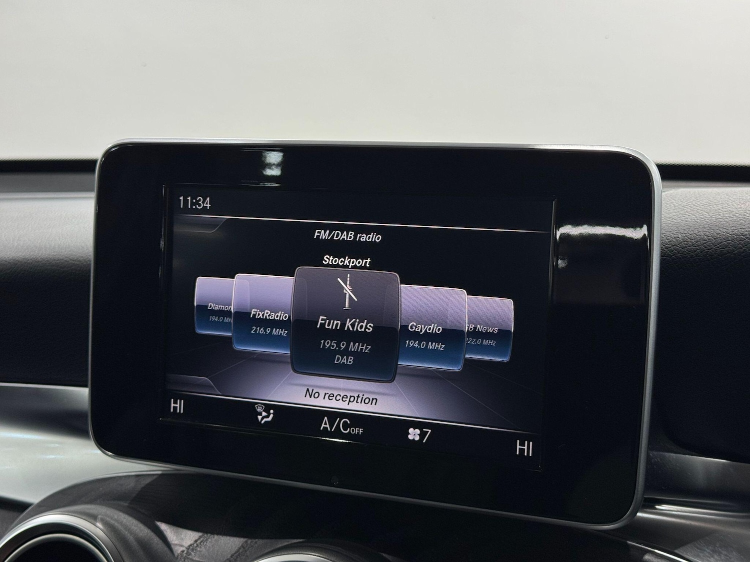 Used Mercedes-Benz GLC 2018 for sale - 78072424: Photo 35