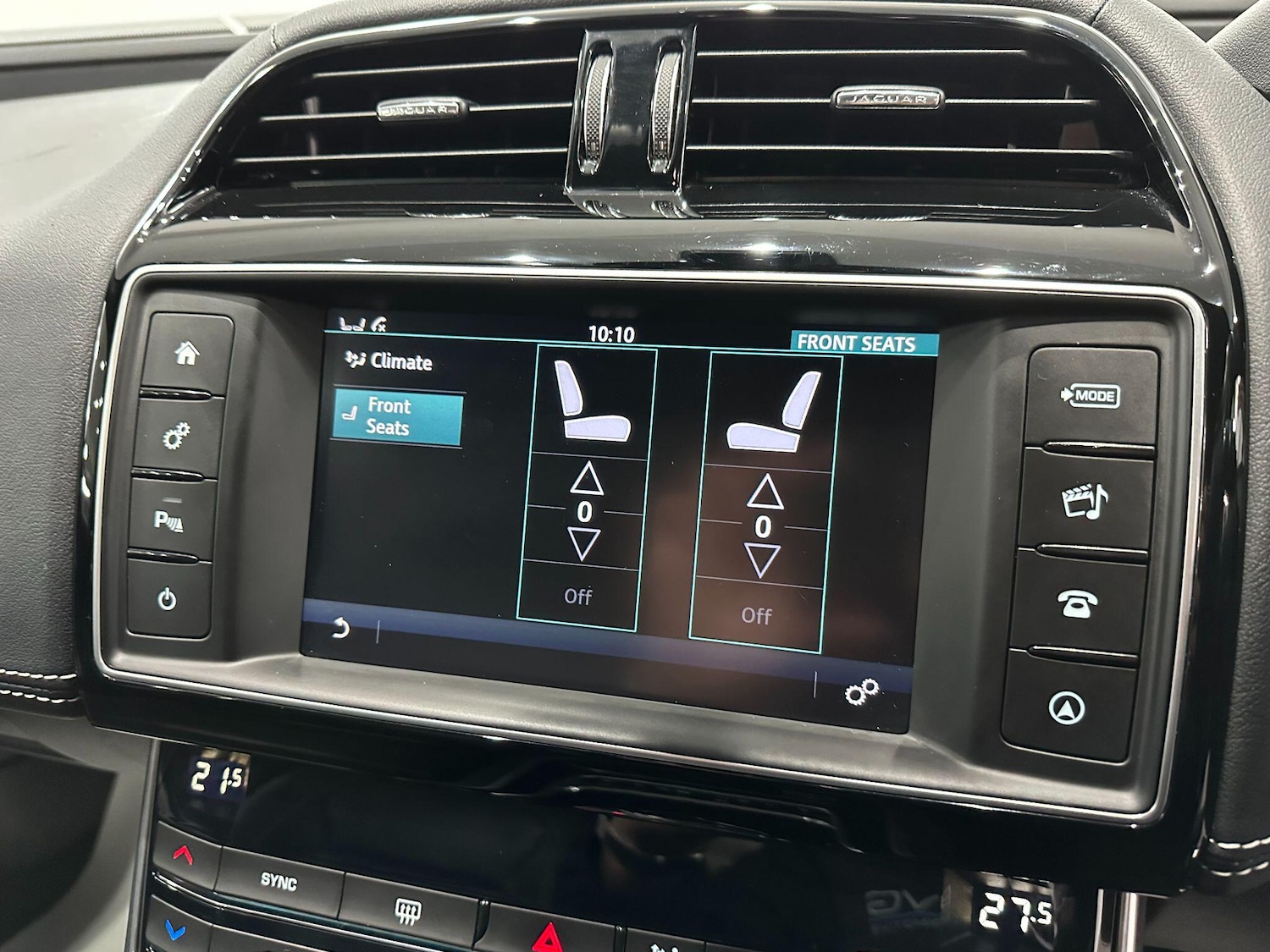 Used Jaguar XE 2016 for sale - 76887388: Photo 35