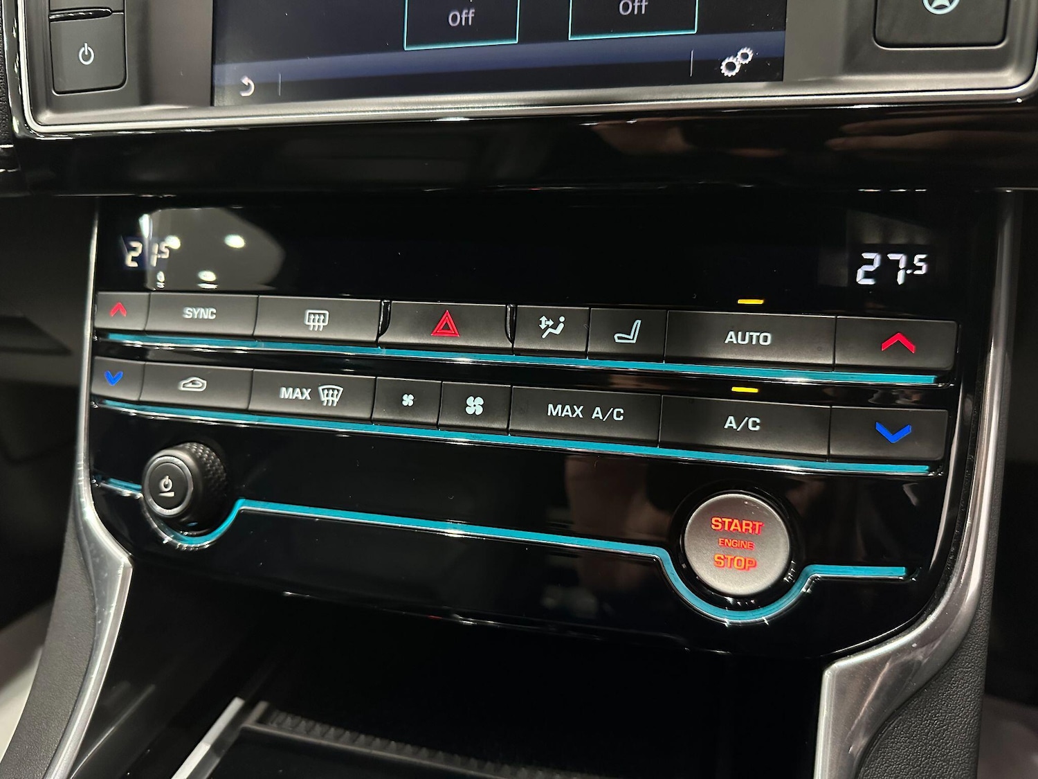 Used Jaguar XE 2016 for sale - 76887388: Photo 36