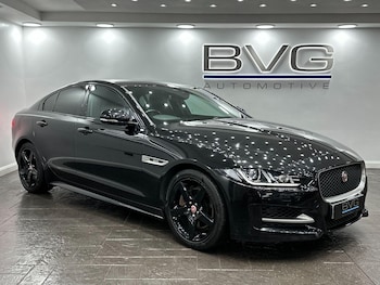 Used Jaguar XE 2016 for sale - 76887388: Photo