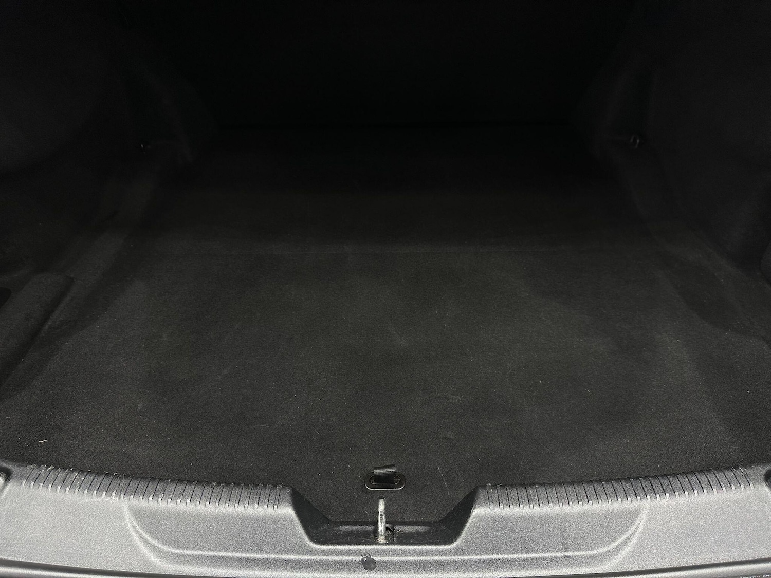 Used Jaguar XE 2016 for sale - 76887388: Photo 58