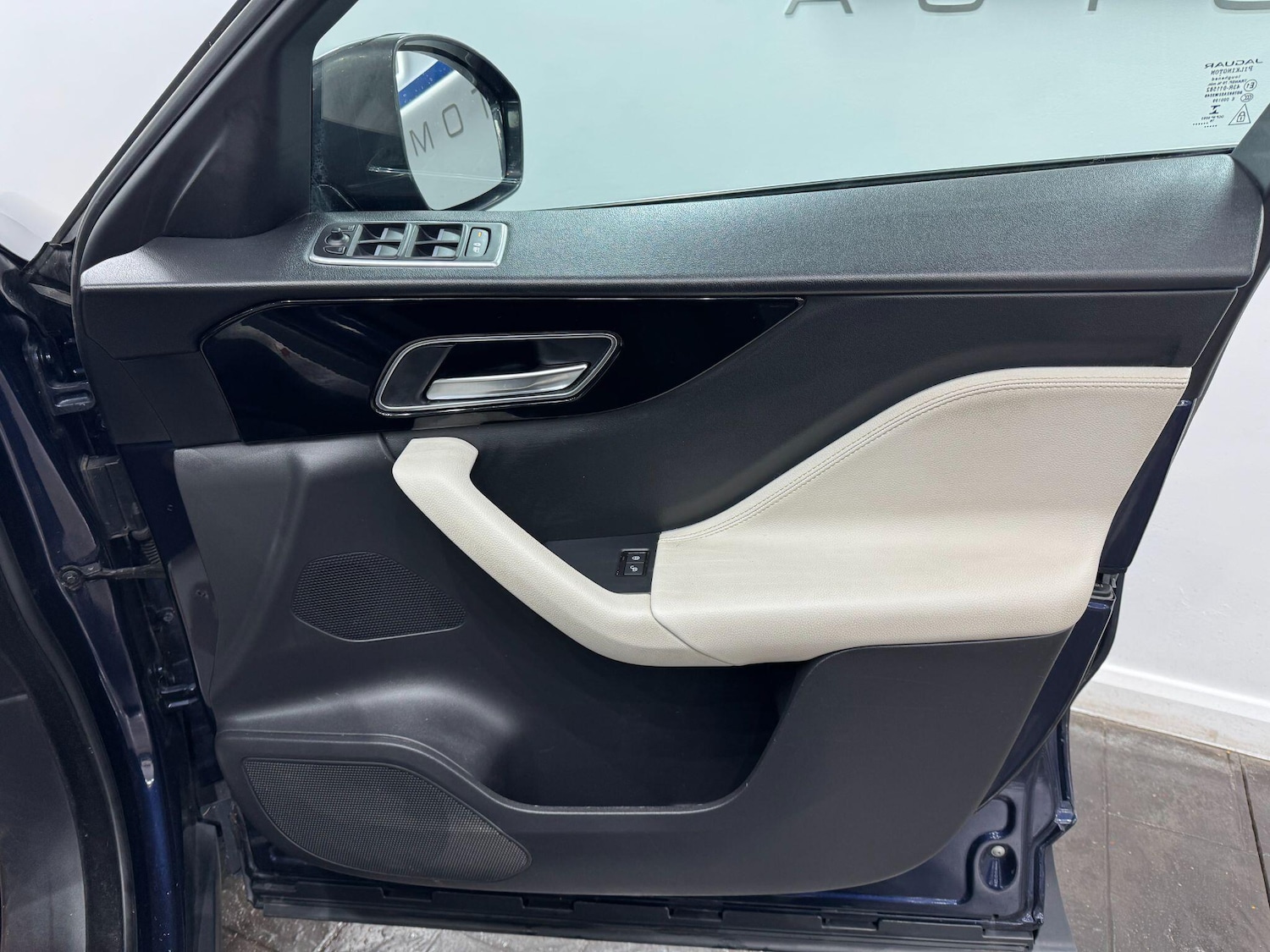 Used Jaguar F-Pace 2016 for sale - 77587286: Photo 26