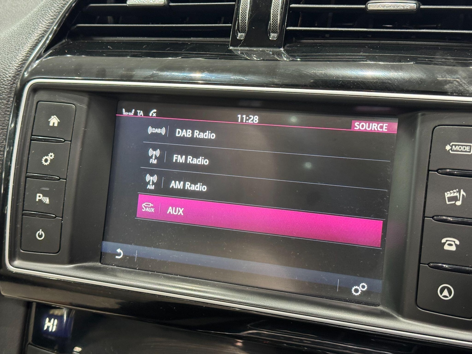 Used Jaguar F-Pace 2016 for sale - 77587286: Photo 32