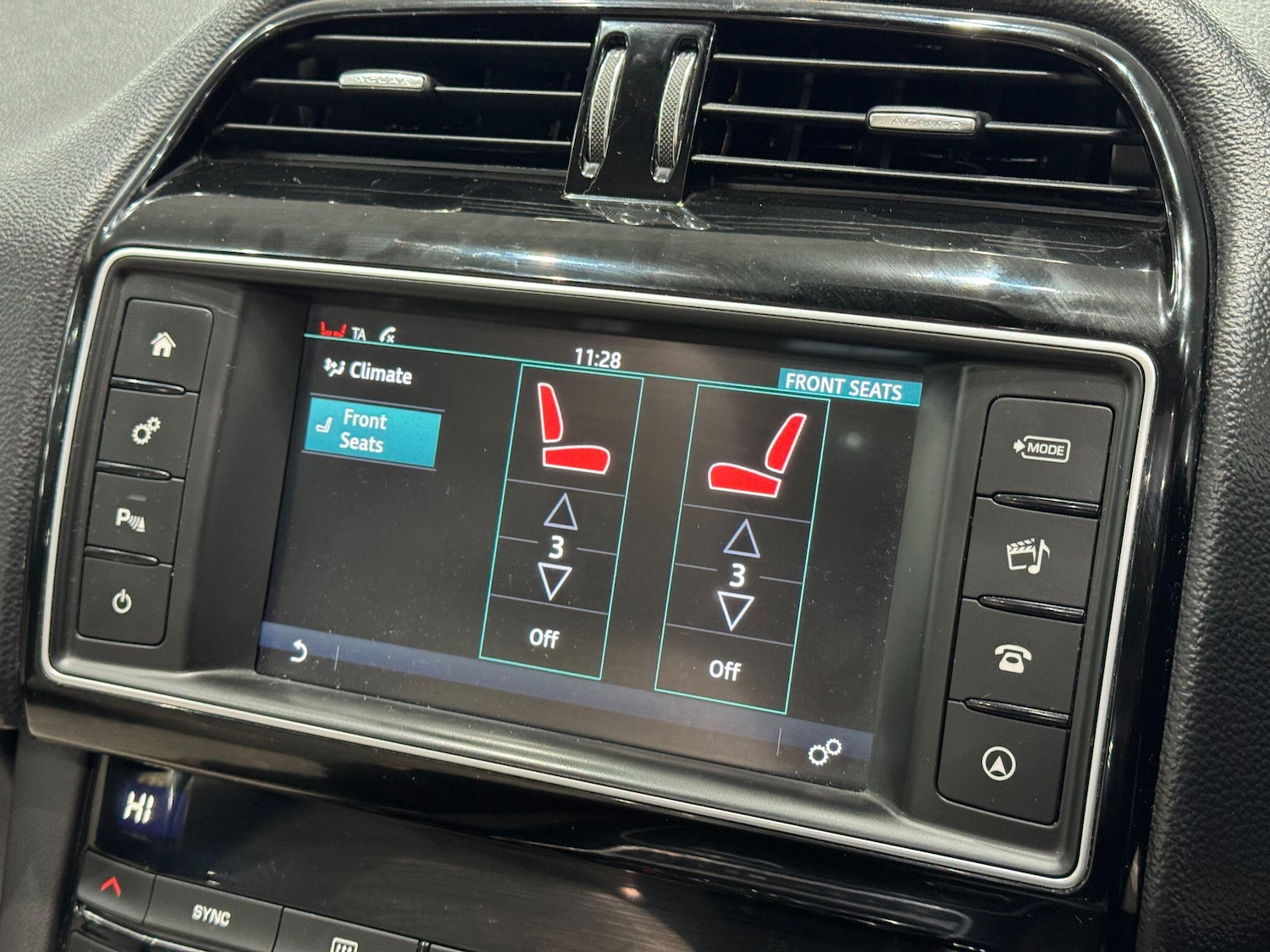 Used Jaguar F-Pace 2016 for sale - 77587286: Photo 35