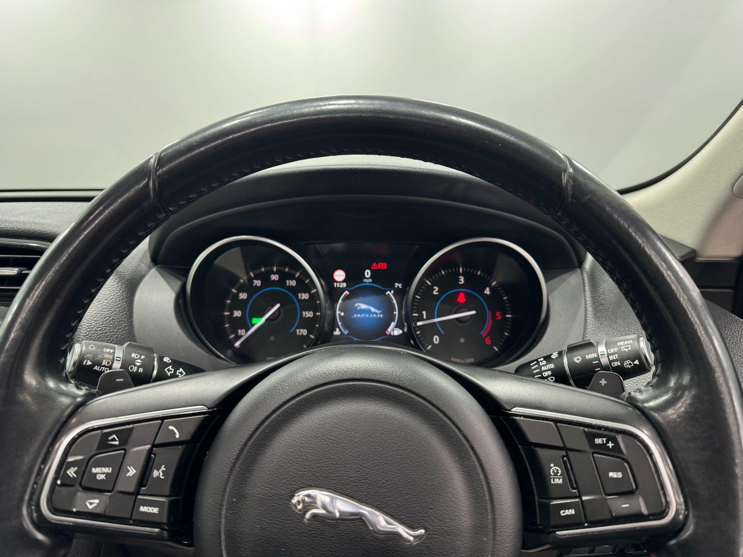 Used Jaguar F-Pace 2016 for sale - 77587286: Photo 43