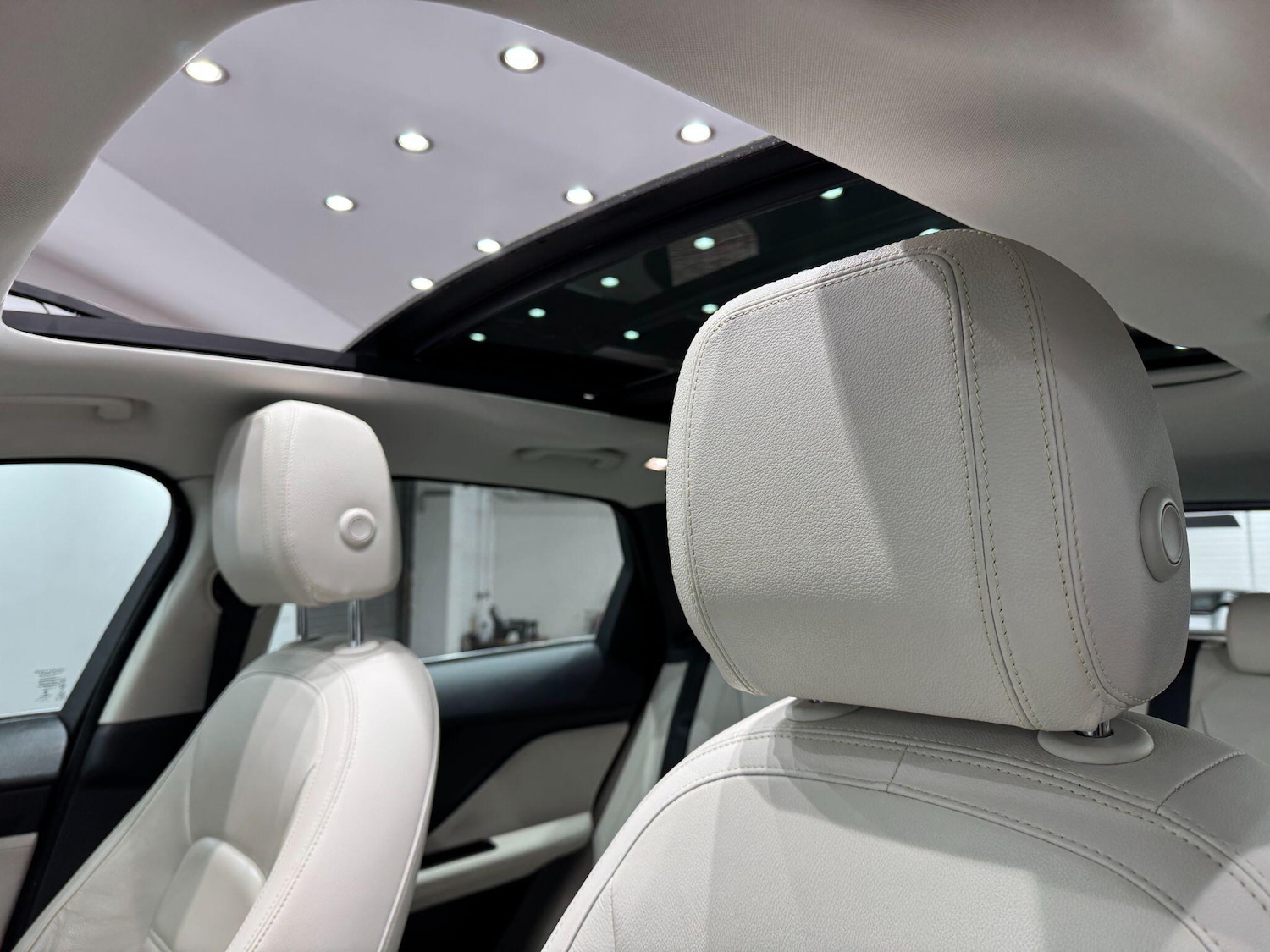 Used Jaguar F-Pace 2016 for sale - 77587286: Photo 49