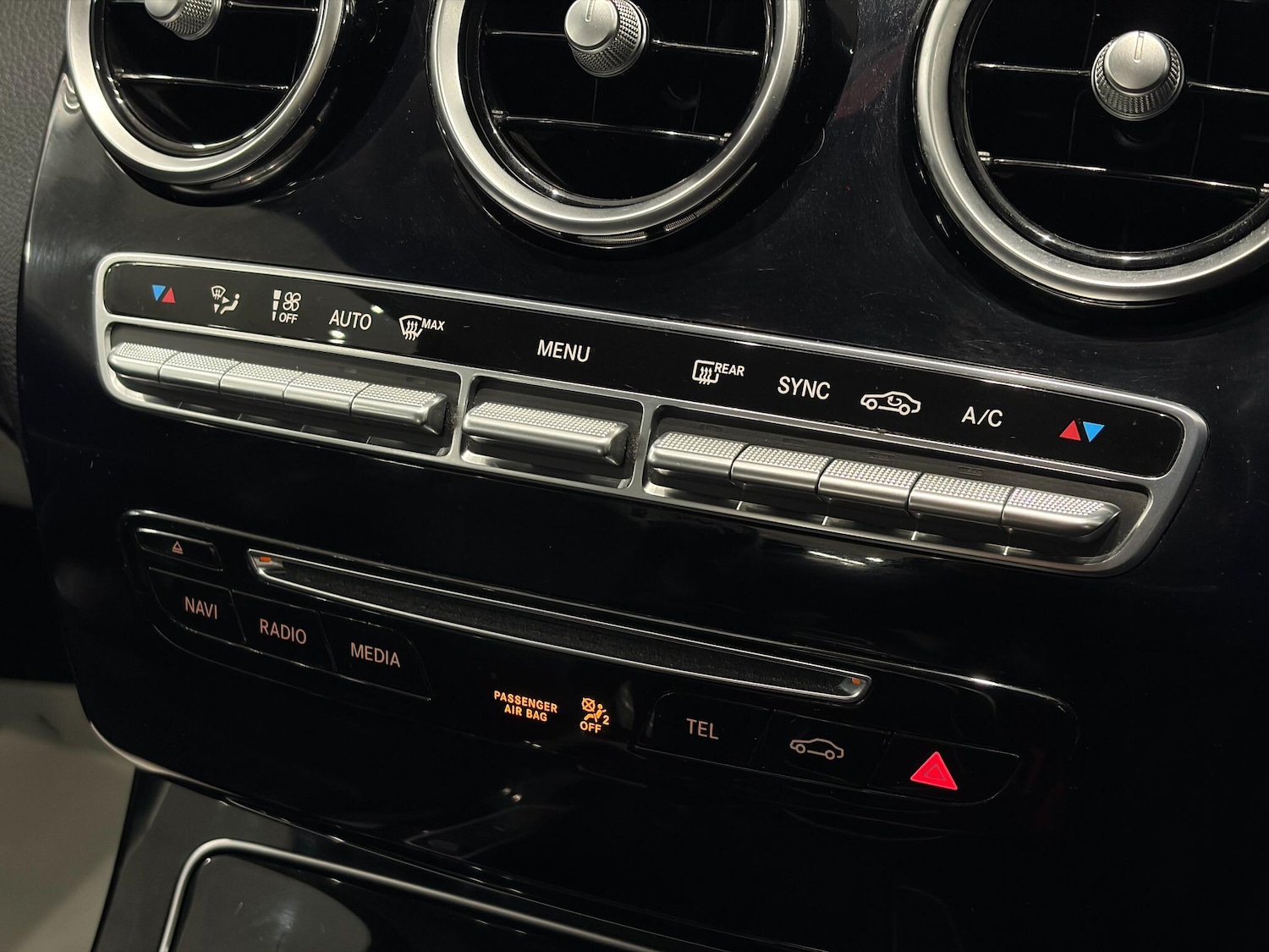 Used Mercedes-Benz C Class 2015 for sale - 77267720: Photo 37