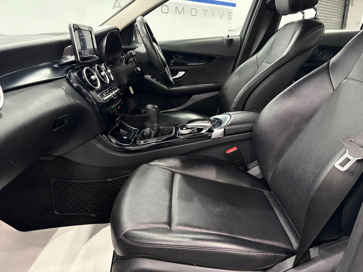 Used Mercedes-Benz C Class 2015 for sale - 77267720: Photo 49