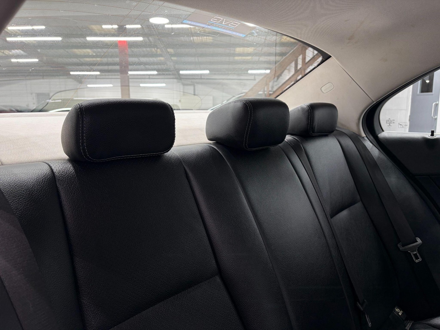 Used Mercedes-Benz C Class 2015 for sale - 77267720: Photo 54