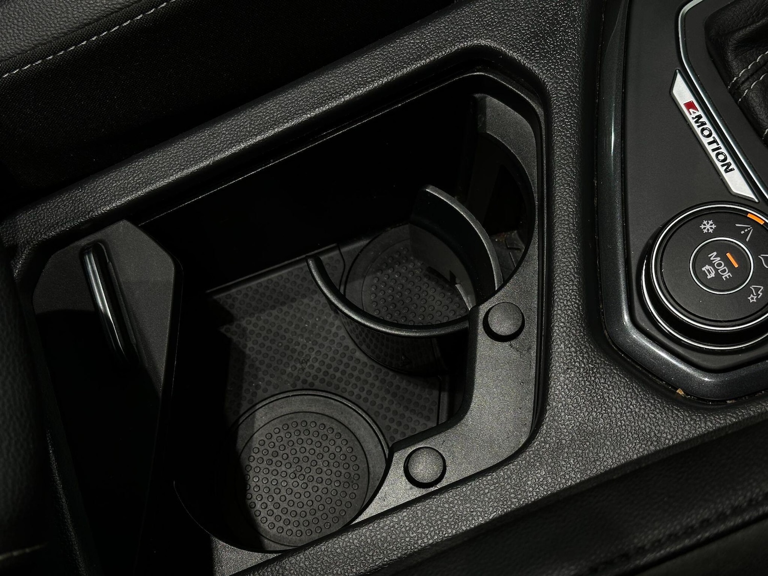 Used Volkswagen Tiguan 2016 for sale - 77091481: Photo 41