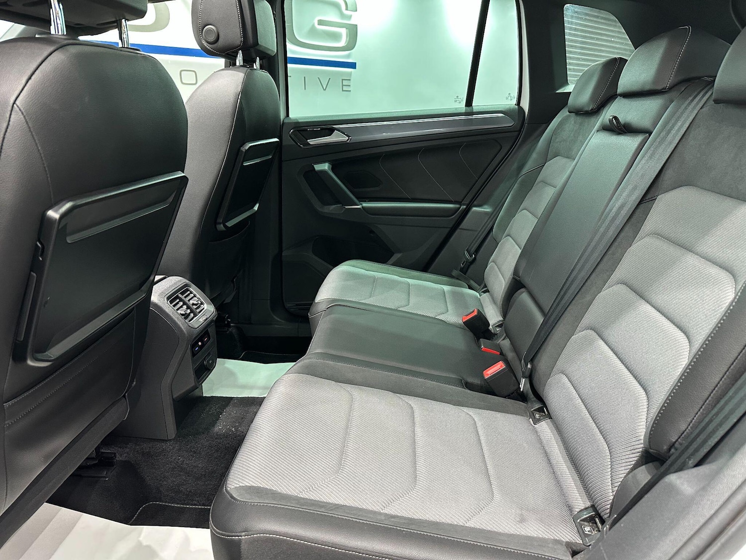 Used Volkswagen Tiguan 2016 for sale - 77091481: Photo 55