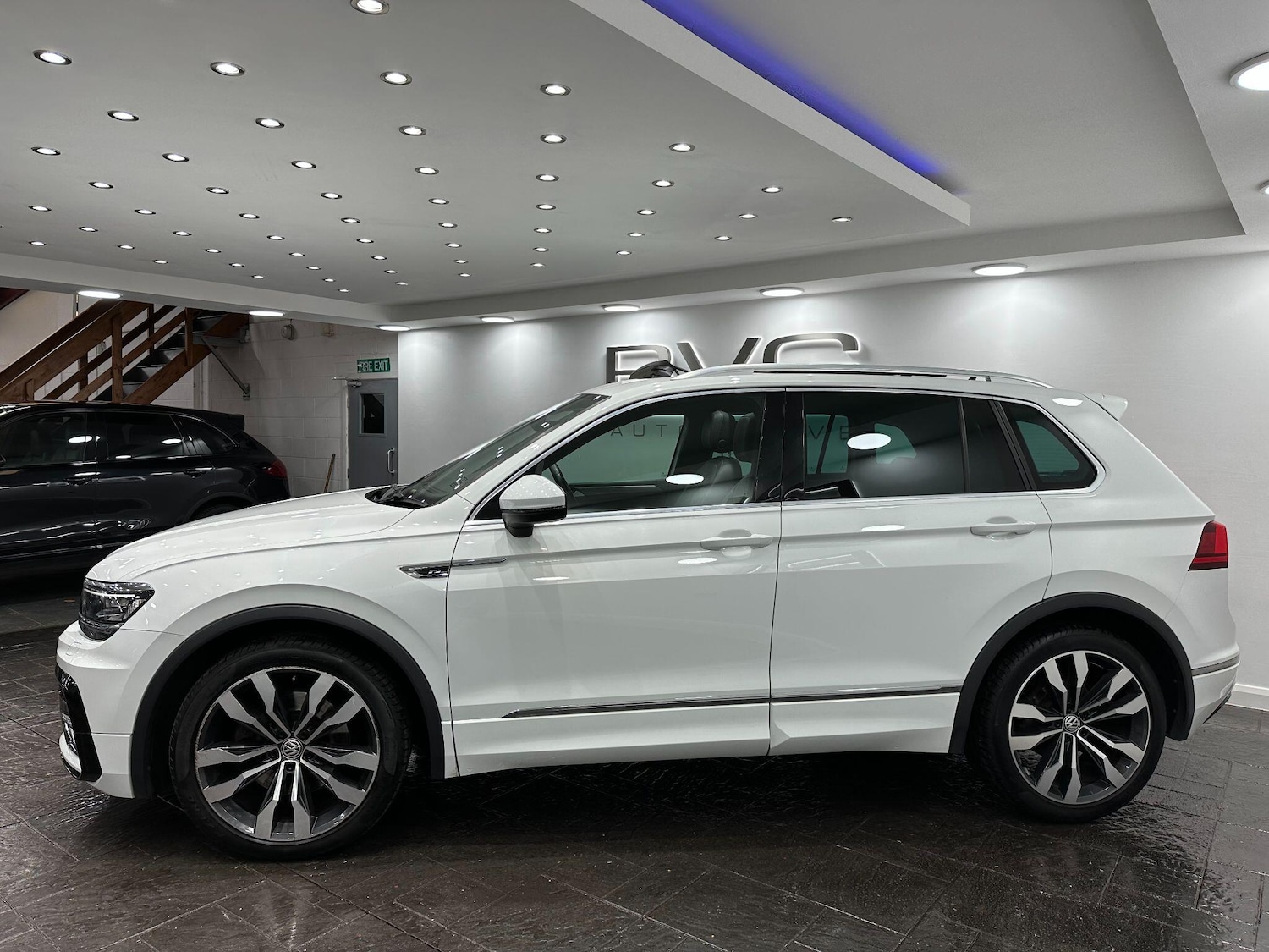 Used Volkswagen Tiguan 2016 for sale - 77091481: Photo 9