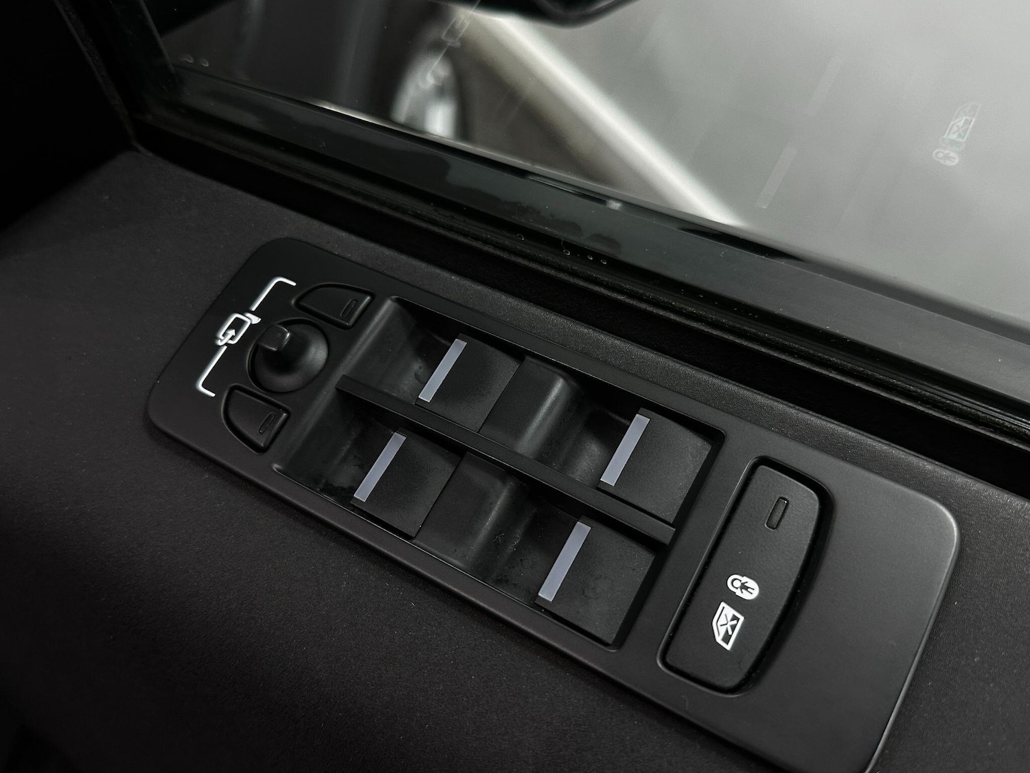 Used Land Rover Discovery Sport 2020 for sale - 77267214: Photo 32