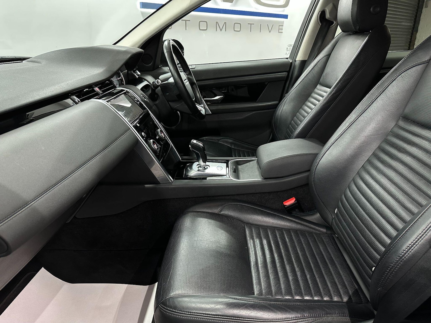 Used Land Rover Discovery Sport 2020 for sale - 77267214: Photo 57