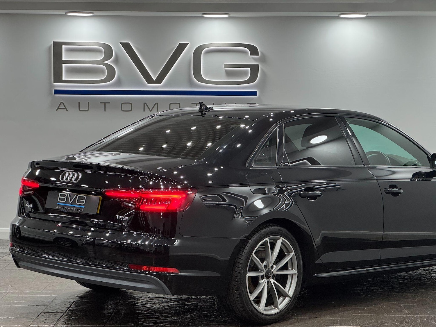 Used Audi A4 2018 for sale - 77331516: Photo 17