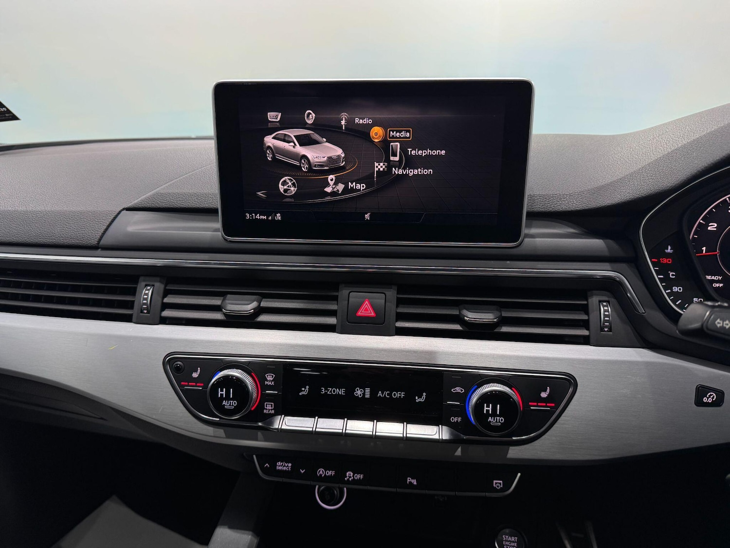 Used Audi A4 2018 for sale - 77331516: Photo 29