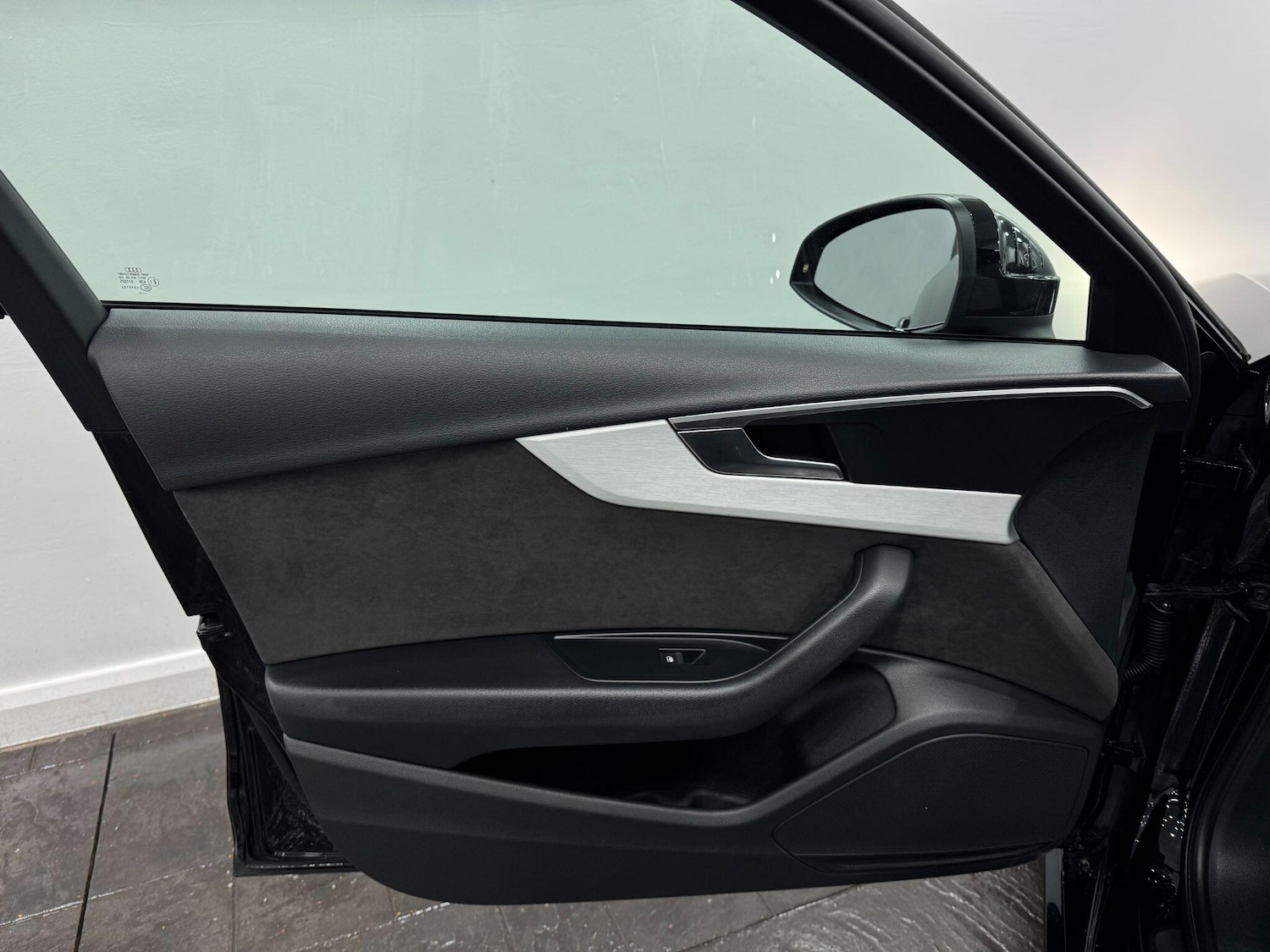 Used Audi A4 2018 for sale - 77331516: Photo 47