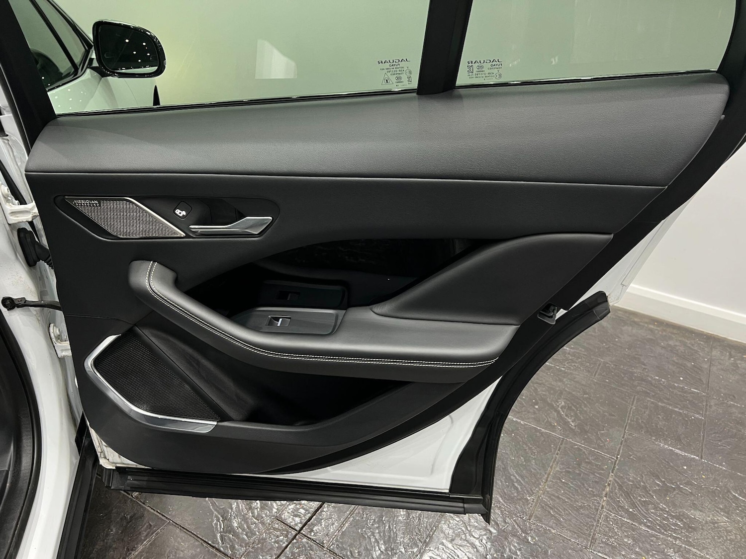 Used Jaguar I-Pace 2019 for sale - 76572941: Photo 65